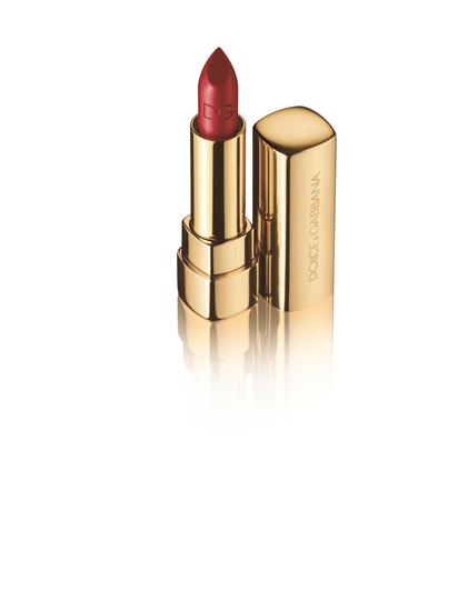 10_DOLCE&GABBANA_Classic-Cream-Lipstick_SCARLETT-625